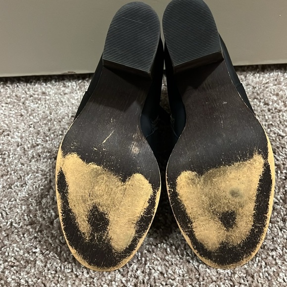 BP Lance Block Heel Bootie - Picture 8 of 8